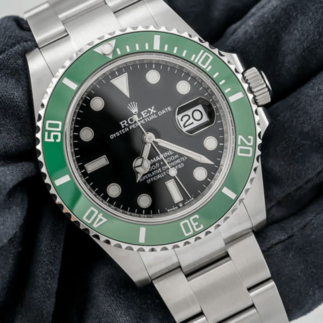 Rolex Submariner 126610LV "Kermit"